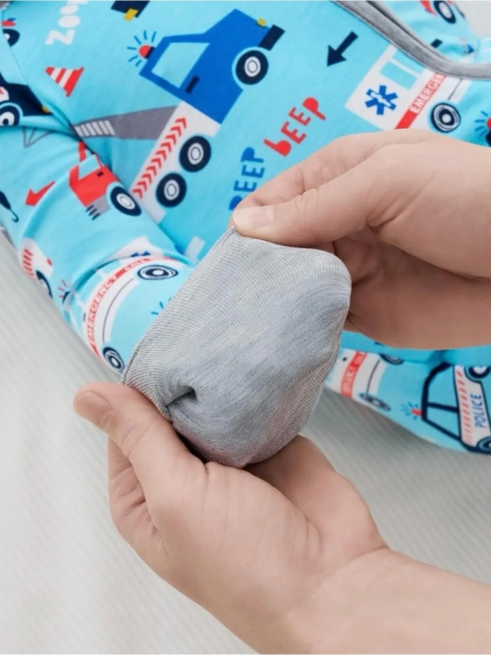 Little Sleepies To The Rescue 🚓 🚒 Bamboo Zippy Size 0-3 Months Long Sleeve NWT